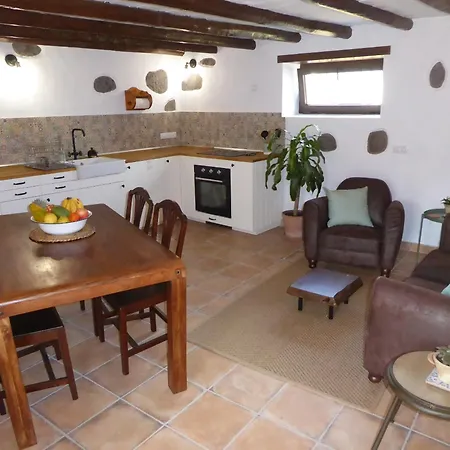 Gasthuis La Casa De Arriba, Private In Teror, Gran Canaria